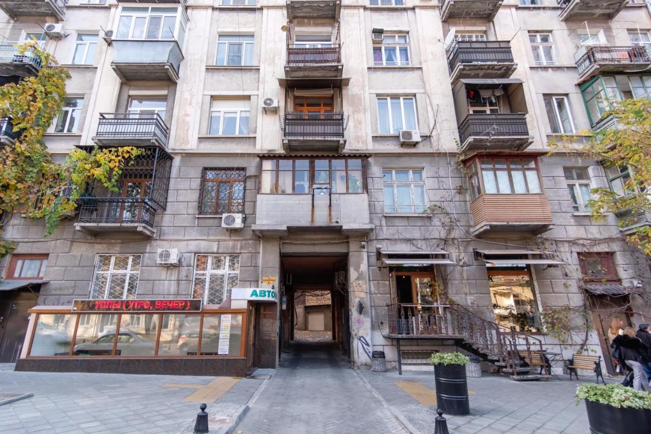 Studio Near Deribasovskaya Odesa Exterior foto